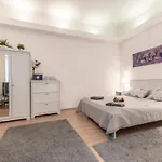Eva Apartment Downtown